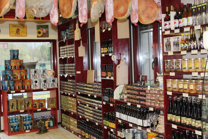 MAGASIN 1